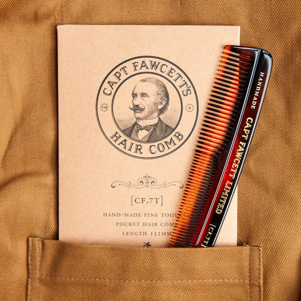 captain-fawcett-hair-comb-cf-7t-pettine-a-denti-fini-per-capelli-e-barba image 1