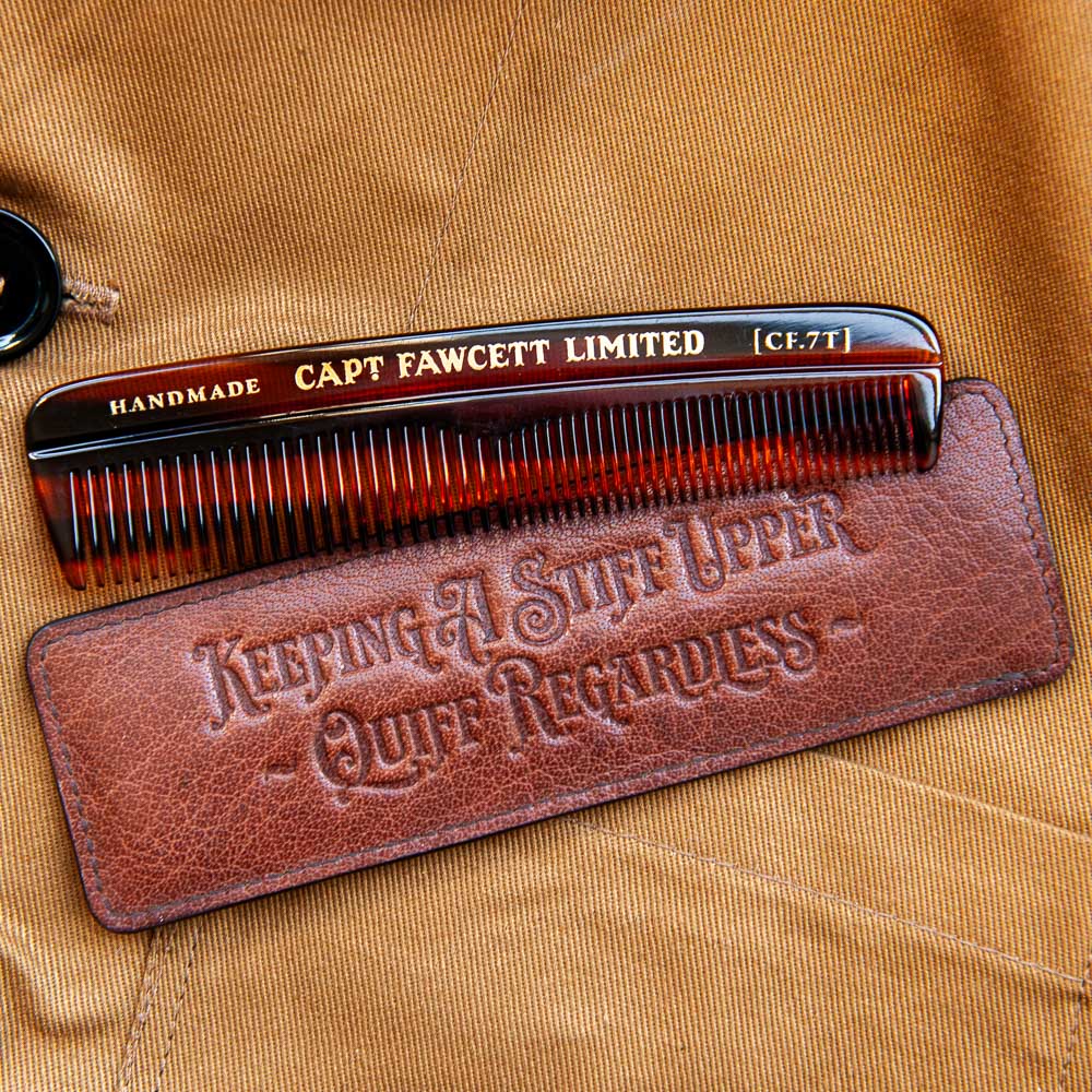 captain-fawcett-hair-comb-with-leather-case-pettine-a-denti-fini-con-custodia-in image 1