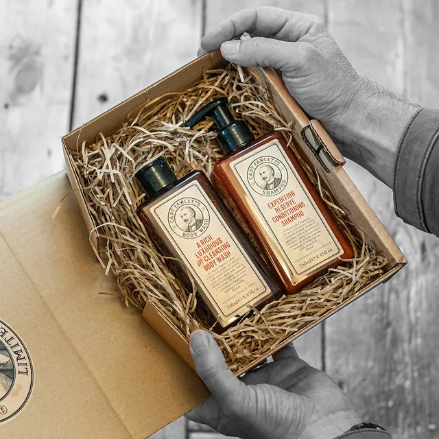set-shampoo-e-bagnoschiuma-captain-fawcett-expedition-reserve-fragranza-legnosa- image 1