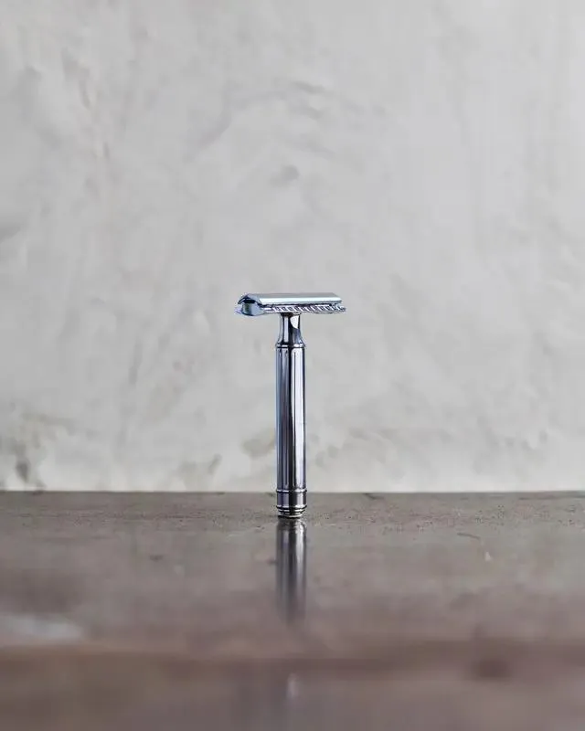 bullfrog-safety-razor-rasoio-di-sicurezza-doppia-lama image 1