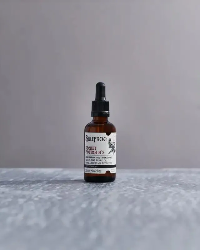 bullfrog-all-in-one-beard-oil-secret-potion-n-2-olio-da-barba-multifunzione image 1
