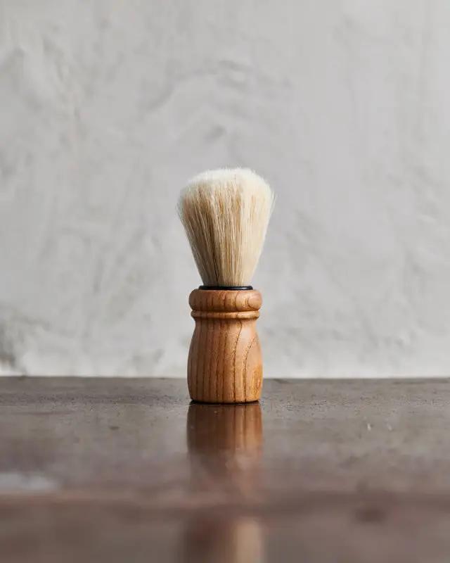 bullfrog-professional-shaving-brush-pennello-da-barba-professionale-in-pelo-di-c image 1