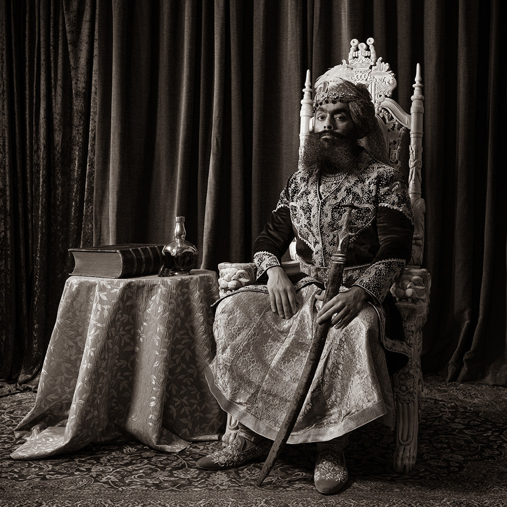 captain-fawcett-maharajah-eau-de-parfum-2ml-sample image 2
